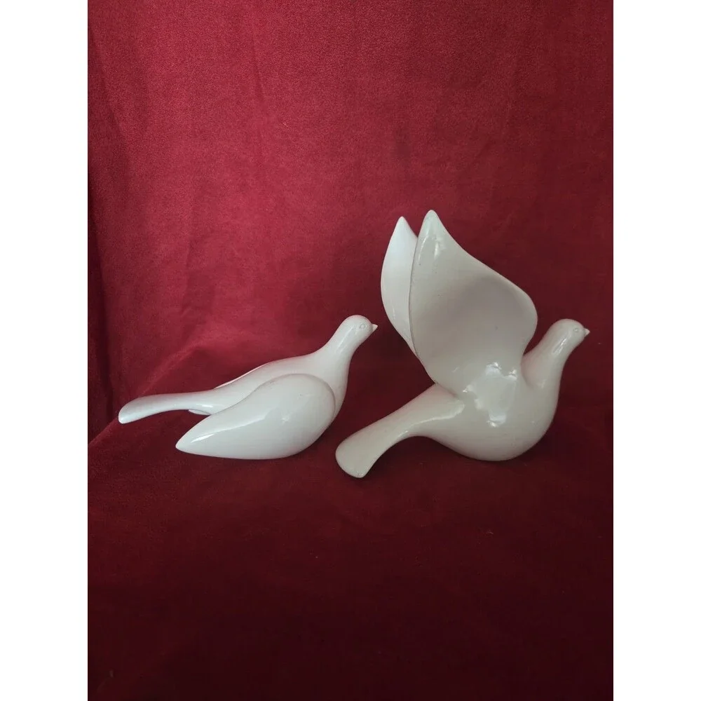 Vintage Homco White Porcelain Dove Figurines Love Birds Peace Home Interiors
